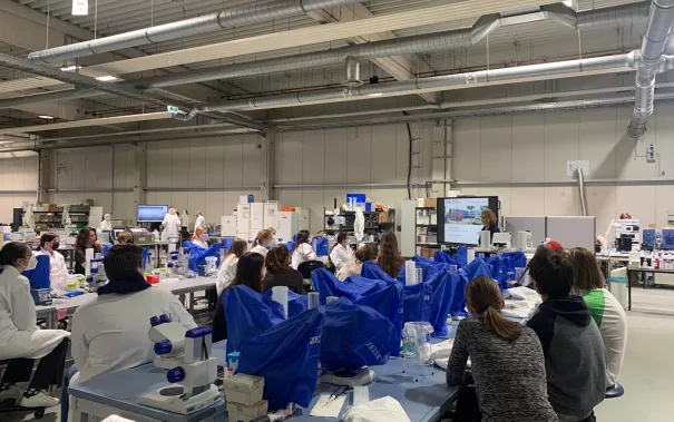 schnupperstudium_bio_9.jpg (DE)