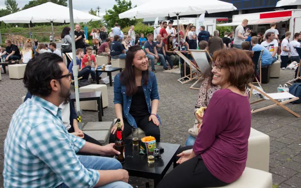 sommerfest-2016_300dpi_fotos_eva_tritschler-1320.jpg (DE)