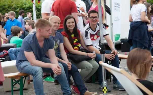 sommerfest-2016_300dpi_fotos_eva_tritschler-1322.jpg (DE)