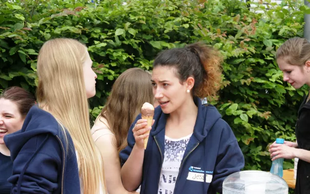 sommerfest_20160621_foto_j._kuestenmacher_img_0084.jpg (DE)