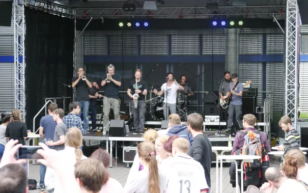 sommerfest_20160621_foto_j._kuestenmacher_img_0298.jpg (DE)