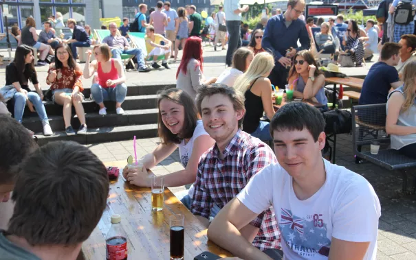 sommerfest_h-brs_sta_20170614_foto_j._kuestenmacher_102.jpg (DE)
