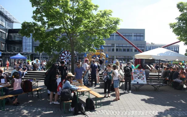 sommerfest_h-brs_sta_20170614_foto_j._kuestenmacher_109.jpg (DE)