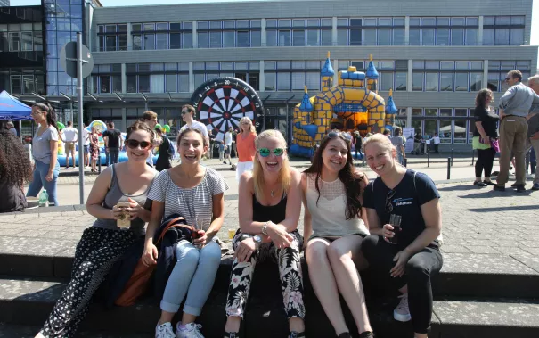 sommerfest_h-brs_sta_20170614_foto_j._kuestenmacher_114.jpg (DE)