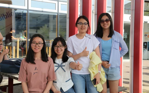 asiatische Studentinnen sommerfest rheinbach_20180627_foto_j._kuestenmacher_133.jpg (DE)