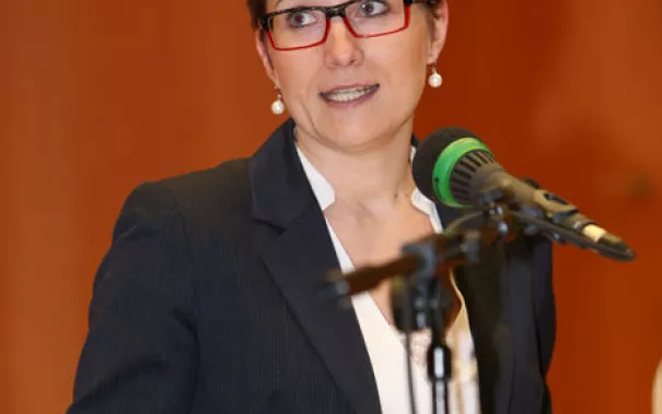 stipendienfeier-2013-page1_38.jpg (DE)