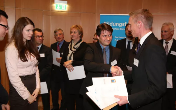 stipendienfeier-2013-page1_72.jpg (DE)