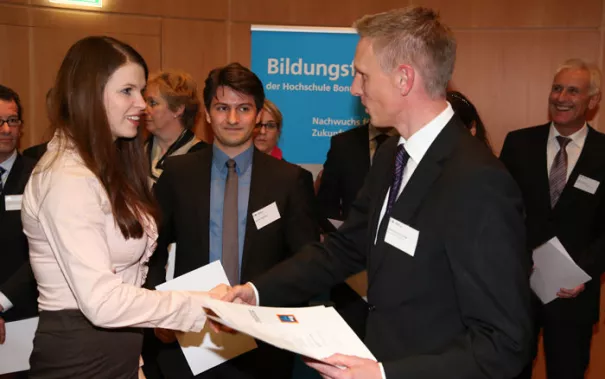 stipendienfeier-2013-page1_73.jpg (DE)