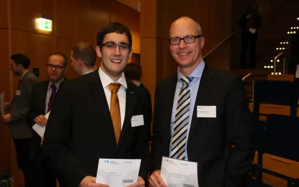 stipendienfeier-2013-page1_95.jpg (DE)