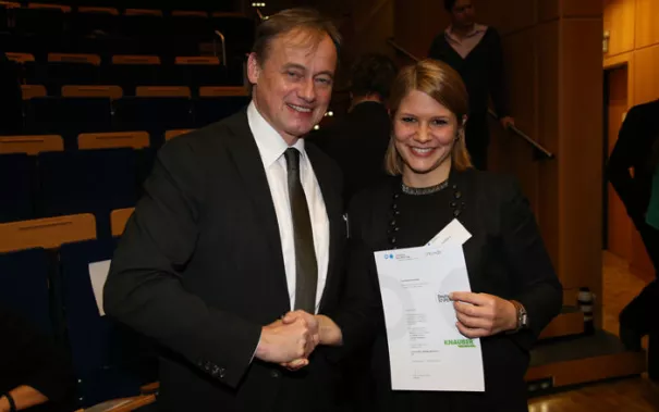 stipendienfeier-2013-page1_99.jpg (DE)