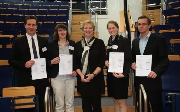 stipendienfeier-2013-page2_13.jpg (DE)