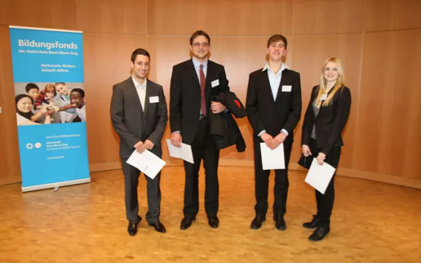 stipendienfeier-2013-page2_19.jpg (DE)