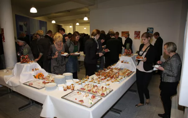 stipendienfeier-2013-page2_29.jpg (DE)