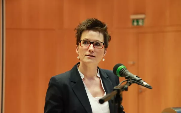 stipendienfeier-2013-page2_48.jpg (DE)