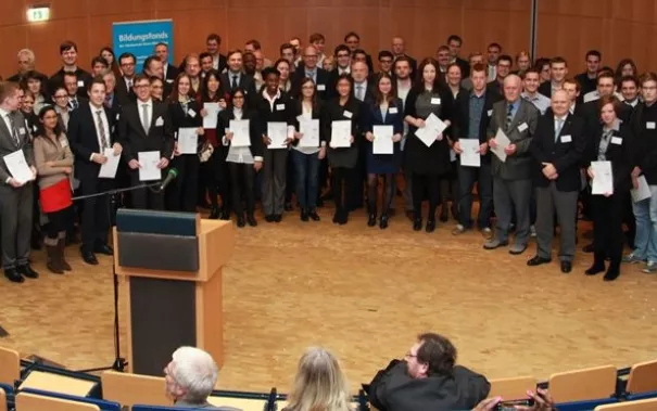 stipendienfeier-2013-page2_58.jpg (DE)