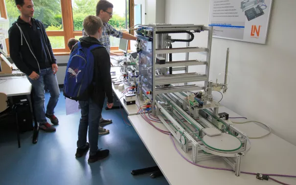 tag-d-off-projekt-2016_b009_ims-anlage_02.jpg (DE)