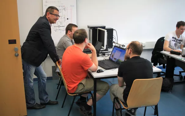 tag-d-off-projekt-2016_b045_positions-lage-regelung_02.jpg (DE)