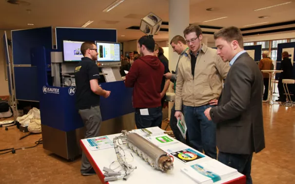 tag-der-forschung-2013_12.jpg (DE)