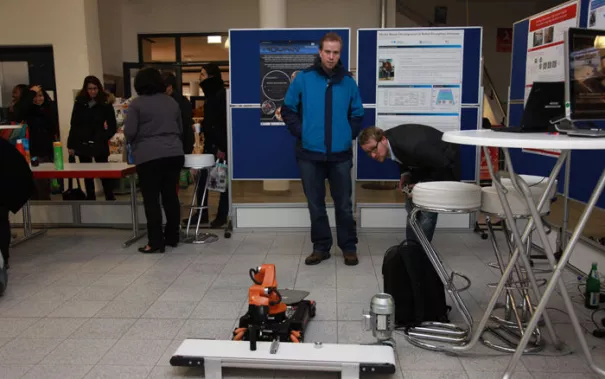 tag-der-forschung-2013_3.jpg (DE)