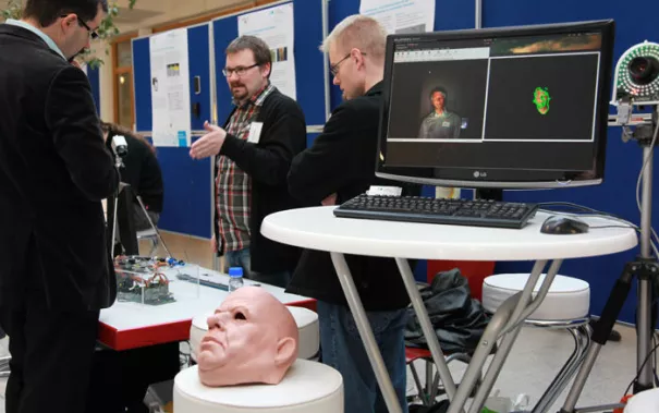 tag-der-forschung-2013_9.jpg (DE)