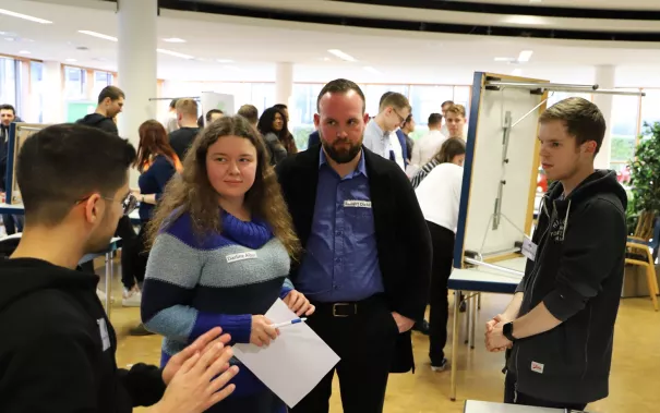 trade_fair_be_for_bis_spz_mensa_20191205_foto_juri_kuestenmacher_023.jpg (DE)