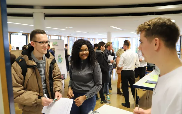 trade_fair_be_for_bis_spz_mensa_20191205_foto_juri_kuestenmacher_068.jpg (DE)