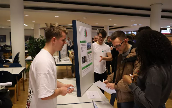 trade_fair_be_for_bis_spz_mensa_20191205_foto_juri_kuestenmacher_084.jpg (DE)