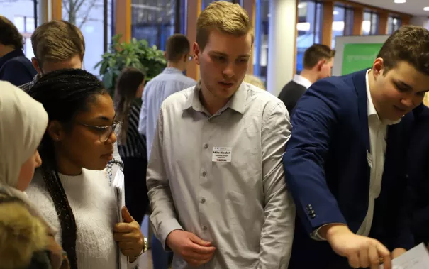 trade_fair_be_for_bis_spz_mensa_20191205_foto_juri_kuestenmacher_113.jpg (DE)