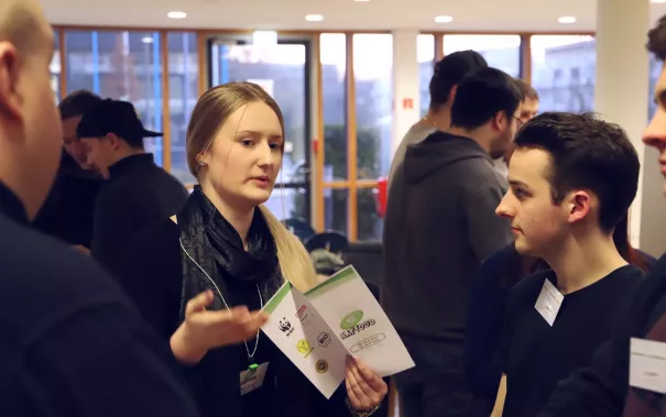 trade_fair_be_for_bis_spz_mensa_20191205_foto_juri_kuestenmacher_117.jpg (DE)