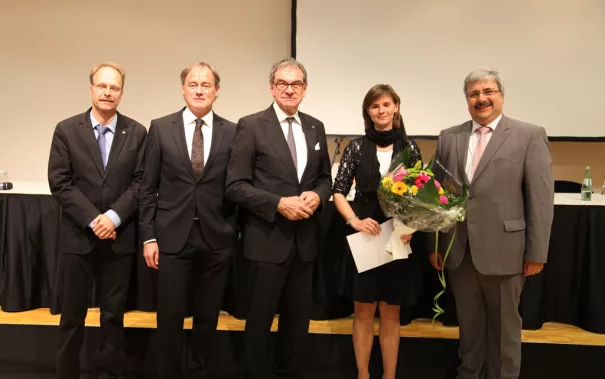 verleihung_der_foerderpreise_2014_foto_e._tritschler_fb03_heinen-janine_4217.jpg (DE)