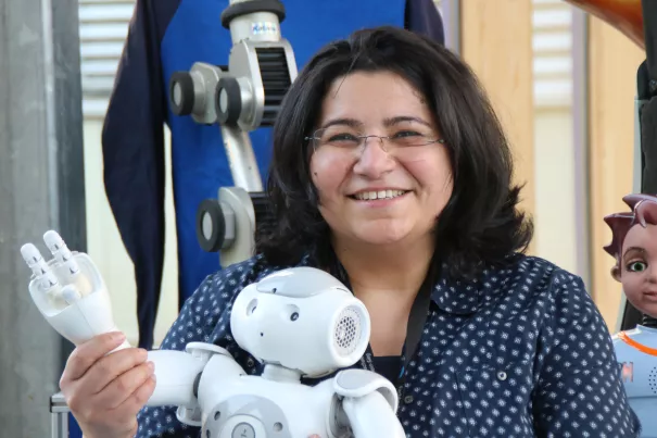20160217_fbinf_robolab_roboter_kw_bild201.jpg (DE)