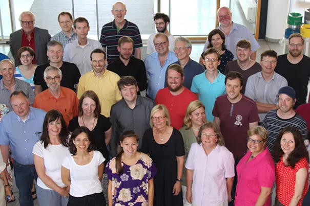 20160625_fbinf_teasergruppenfotofachbereichinformatik.png (DE)