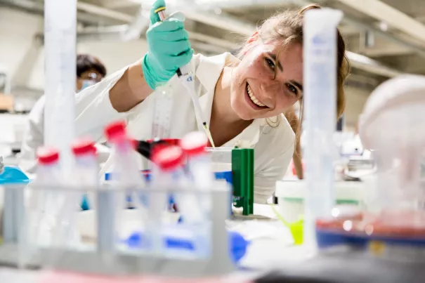 anna praktikum biologie volk Rhb Halle K 20220519 foto eric lichtenscheidt 19 fs22.jpg