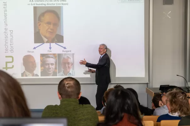 20230322_fbinf_Plöger_Verabschiedung_Ö-Team_Informatik_01.jpg