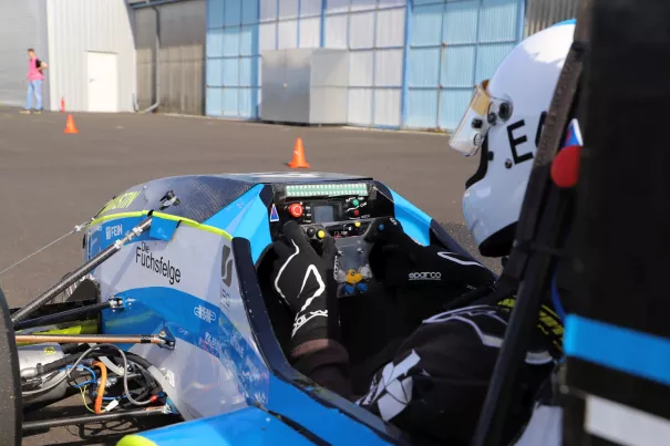 brs_motorsport_dreh_in_der_flugplatz_20210923_foto_juri_kuestenmacher_28.jpg (DE)