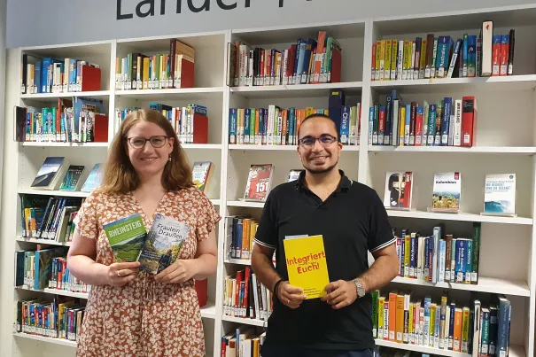 respekt_buchvorstellung_nick_compostela_medienausstellung_und_buchvorstellung.jpg (DE)