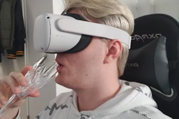 weinglas_hmd.png (DE)
