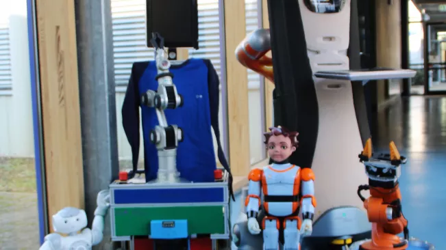 20160217_fbinf_robolab_roboter_kw_bild178.jpg (DE)