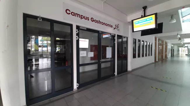 Blick auf die geschlossene Mensa am Standort Sankt Augustin. 