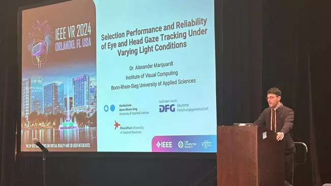 IEEE VR 2024, Orlando, USA - Dr. Alexander Marquardt präsentiert sein Paper