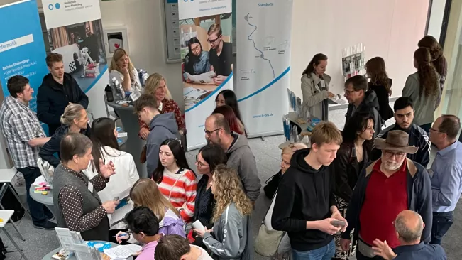 Studieninformationstag Rheinbach 2024 Beratungsmarkt