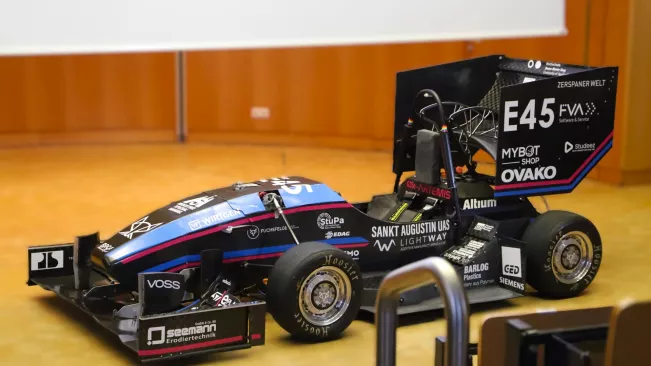 Rollout BRS Motorsport StA 20250523 Foto Juri Kuestenmacher 087.JPG