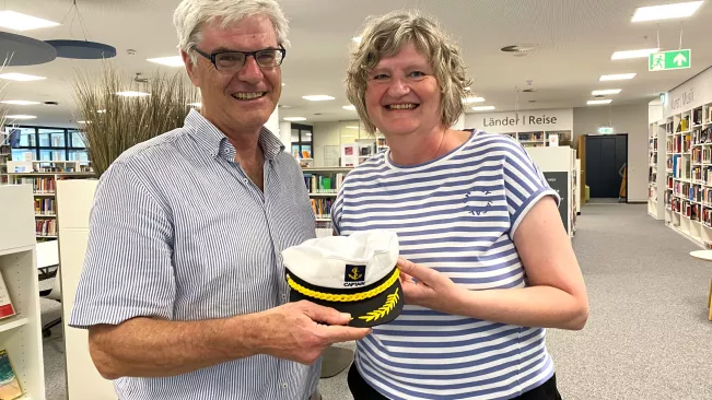 Übergabe der Bibliotheksleitung Armin Ehrhardt und Susanne Kundmüller