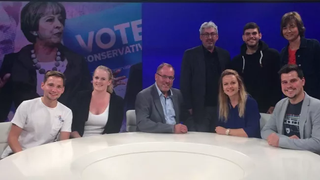 2017-06_EMT_Technikjournalisten_bei_Maybrit-Illner_Foto_Nils-Goehringer (DE)