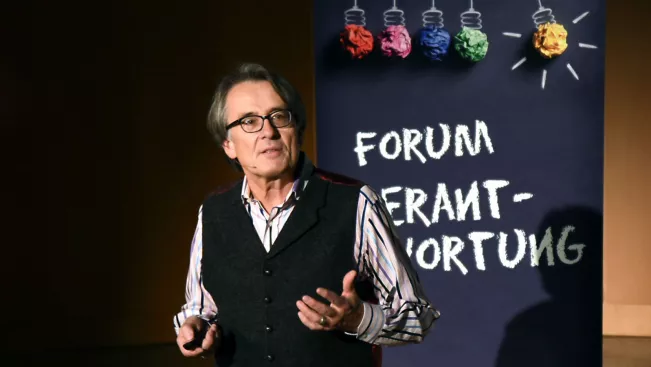 20191205 - ZEV-Ringvorlesung - Gert Scobel - Foto: S. Flessing 4906-quer (DE)