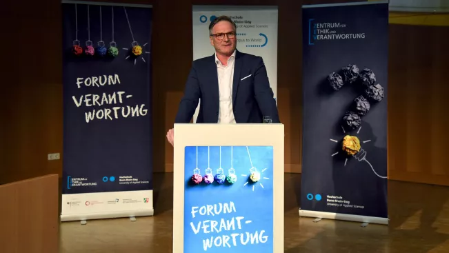 20191212 - ZEV-Ringvorlesung - Dirk Lanzerath Foto: S.Flessing 4957 (DE)