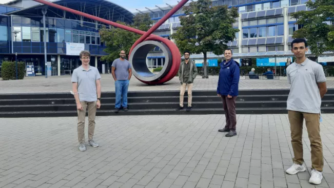 20210910_fbinf-b-it_new_team-bild.jpg (DE)