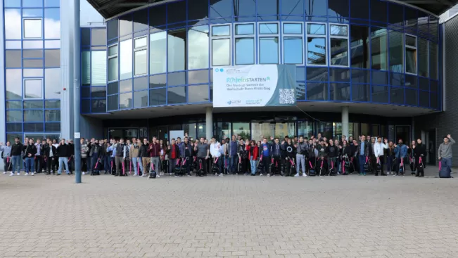 20210929_fbinf_bcsp_erste_erstsemesterbegruessung_img_kira_wazinski_039_bild.jpg (DE)