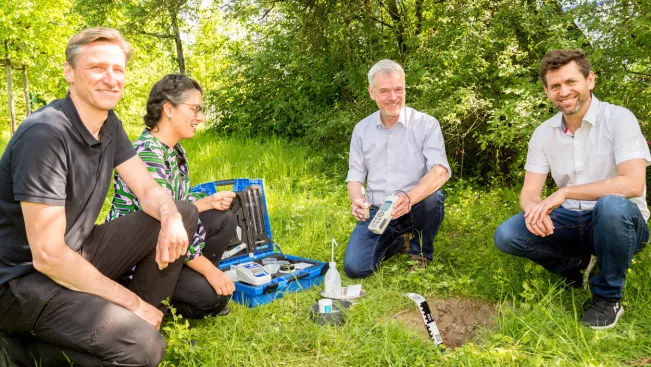izne forschung boden martin hamer sta 20220511 foto eric lichtenscheidt 41 fs22.jpg