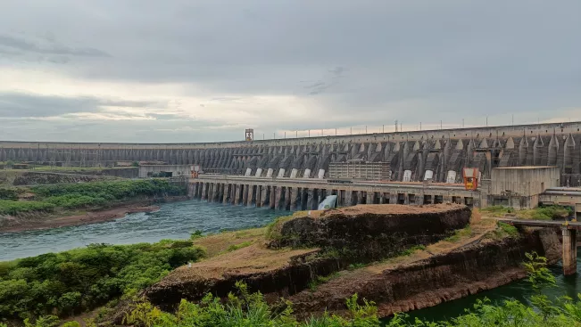Brasilien ITAIPU Wasserkraftwerk